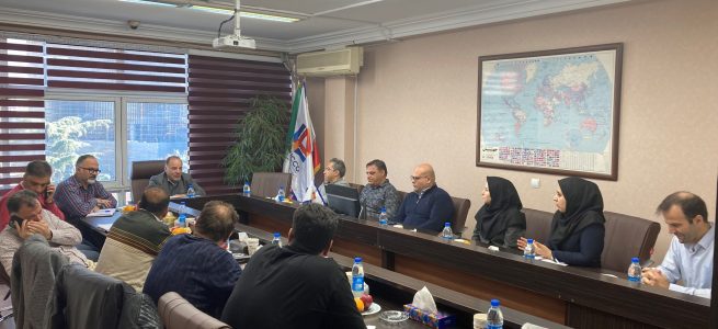 ملاقات مدیرعامل با کارکنان شرکت پامیکو (1)